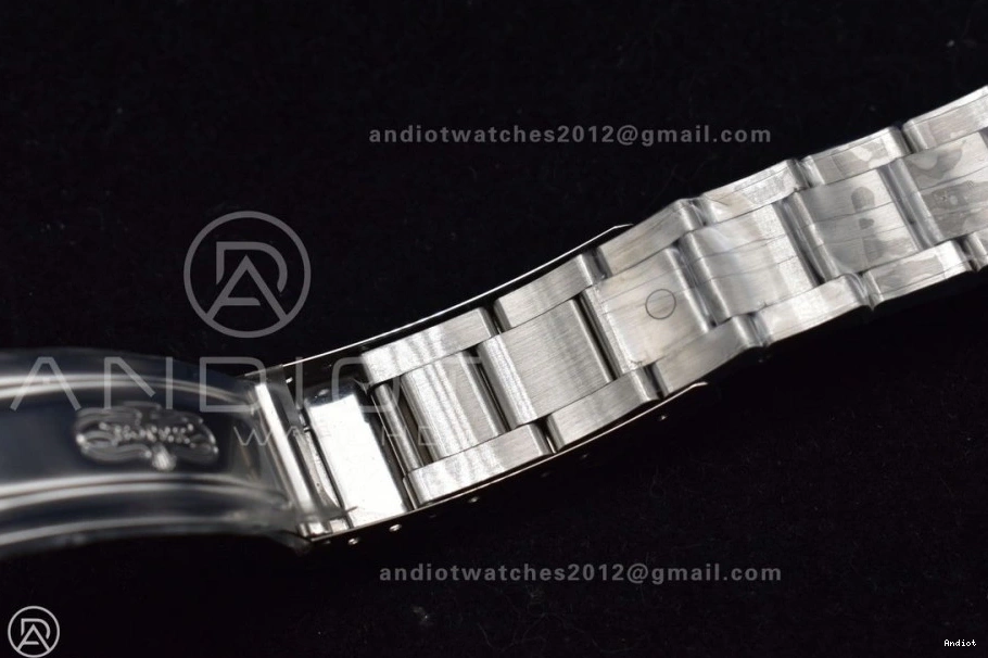on ARF1:1 Bracelet Edition Best LV Submariner Steel 16610 Green 904L SS SH3135 V 1140 Seasonal 0722